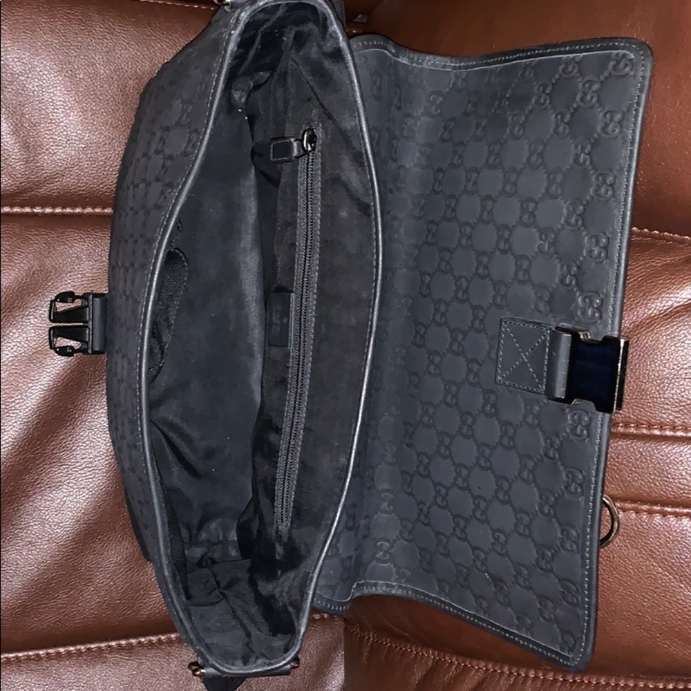Gucci Messenger/Laptop Bag - Picture 5 of 7